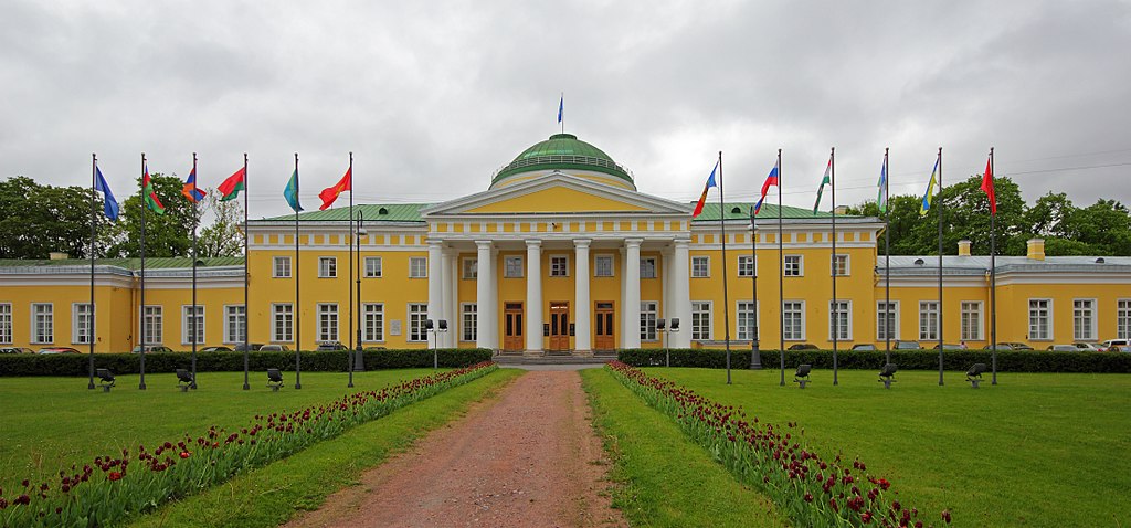 Таврический дворец. Фото: A.Savin (Wikimedia Commons · WikiPhotoSpace)