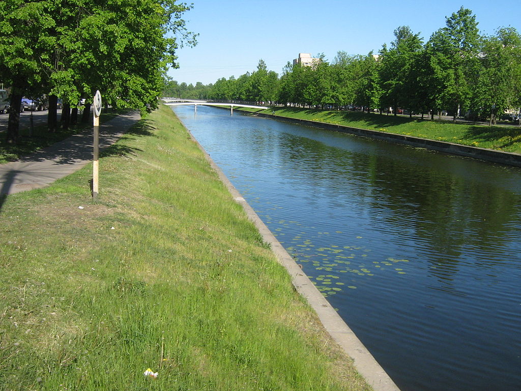 Колпино, Комсомольский канал. Фото: Peterburg23 (Wikimedia Commons)