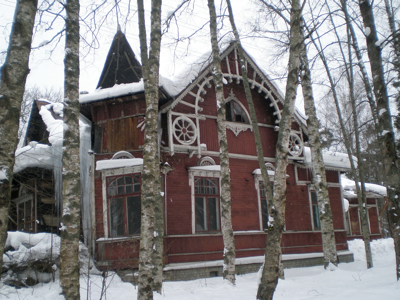 Печи и камины на даче Мюзера в Зеленогорске — 6 уникальных образцов  старинного декора | Санкт-Петербург Центр