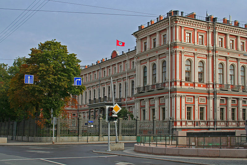 Николаевский дворец в Санкт-Петербурге. Автор: A.Savin, Wikimedia Commons