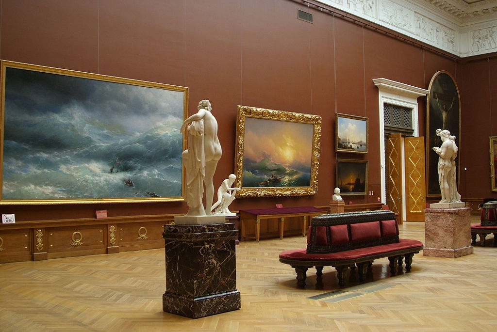 Академические залы. Картины И. Айвазовского. Фото 2008 г. Фото: Евгений Со (Wikimedia Commons)