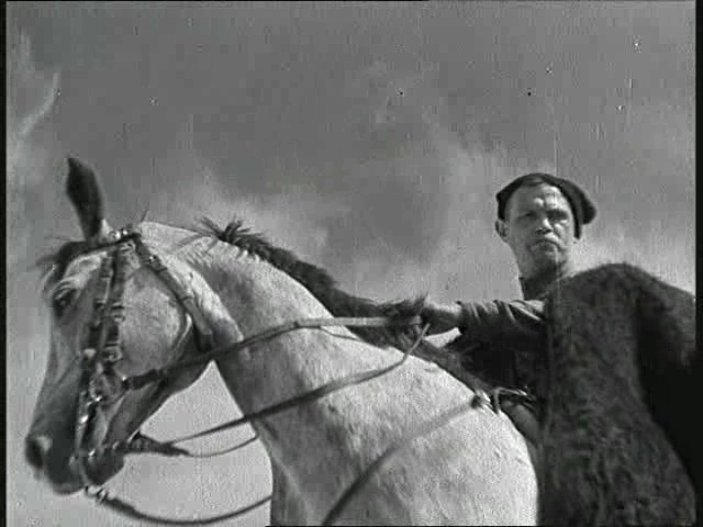 Чапаев на коне (кадр из фильма "Чапаев"). Фото: Ленфильм (Wikimedia Commons)