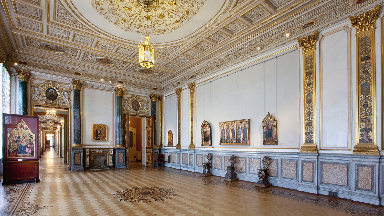 Зал искусства Италии эпохи Возрождения XV В. В Эрмитаже