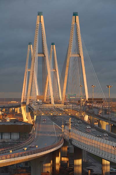 Самый большой мост в мире. На его сооружение Китай потратил 9 лет и 20 млрд долларов