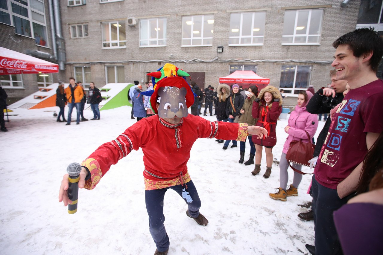 Масленица в Университете ИТМО, источник фото: https://vk.com/maslenica_itmo?z=photo-94_355321719/wall-66714353_29