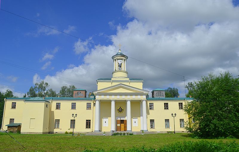 Церковь Святой Марии Магдалины с госпиталем и богадельней. Автор: GAlexandrova, Wikimedia Commons 