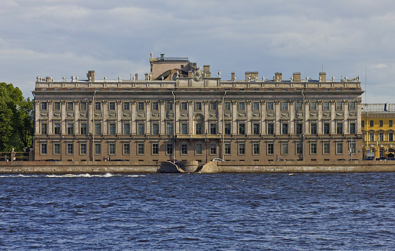 Мраморный дворец. Фото6 A.Savin (Wikimedia Commons · WikiPhotoSpace)