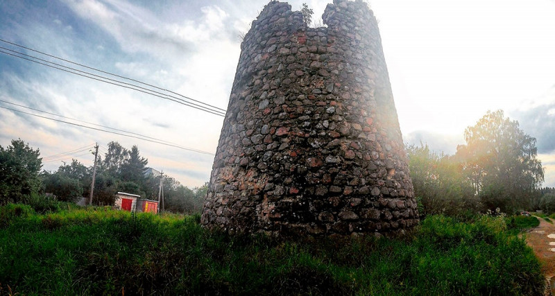 Волковицкая башня Ленинградская область. Фото: chemodanus.ru