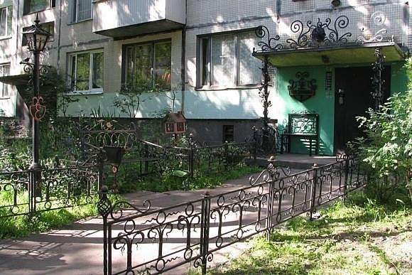 Дворик кузнеца в Санкт-Петербурге. Фото: ok.ru/novostisan/topics