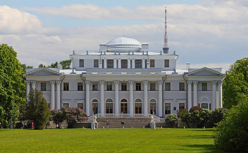 Елагин дворец. Фото: A.Savin