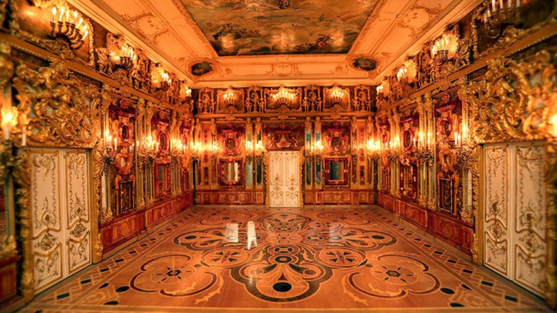 amber room