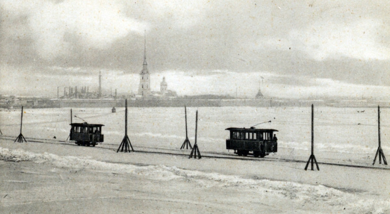 "Ледовый трамвай" в Санкт-Петербурге. Фото: getmuseum.ru