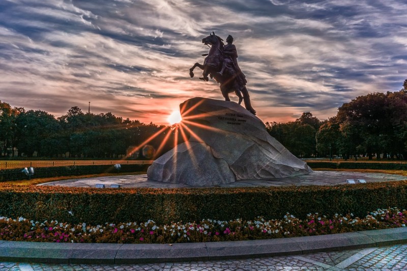 что привозят с питера