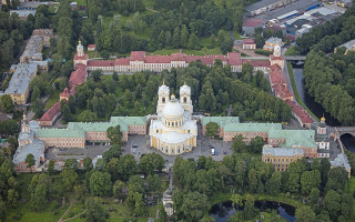 Александро-Невская Лавра. Фото: Andrew Shiva