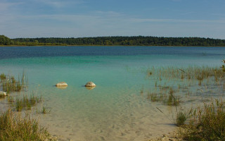 Донцо. Пляж / Lake beach. Фото: S Petr