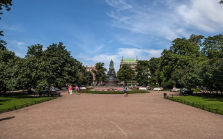 Площадь Островского в Санкт-Петербурге. Фото: Florstein (WikiPhotoSpace)