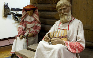 Автор: Ганичева О.В. Источник: https://ethnomuseum.ru/events1/excursion/regular/ekskursiya-finno-ugorskie-narody-povolzhya-i-priuralya1/