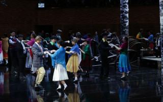 Автор: Наташа Разина Источник: https://www.mariinsky.ru/playbill/playbill/2021/11/24/3_1900/