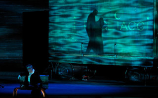 Автор: Наташа Разина Источник: https://www.mariinsky.ru/playbill/playbill/2021/10/16/1_1300/