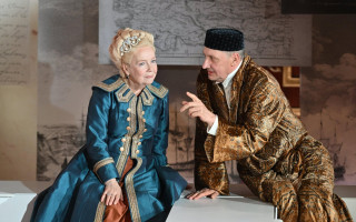 Автор: Владимир Постнов Источник: Архив театра