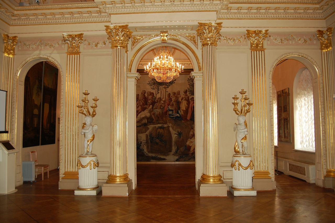 Меншиковский дворец скульптуры