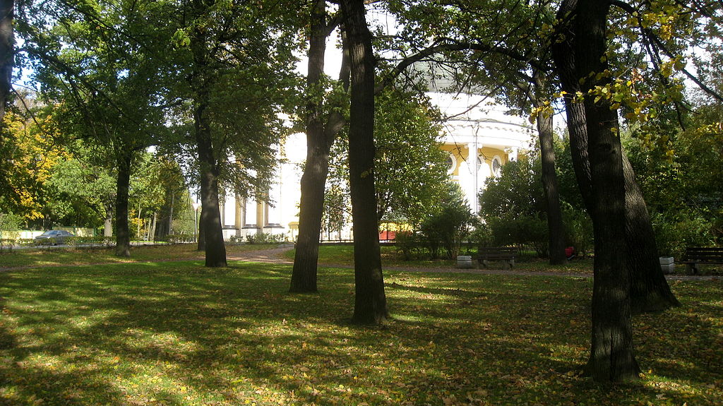 Ильинский сад. Фото: Anton iojnaiznanku (Wikimedia Commons)