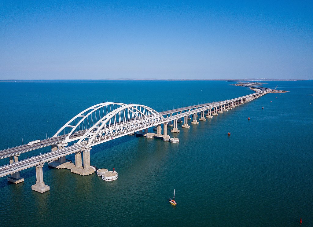 Вид на Крымский мост. Фото: Росавтодор