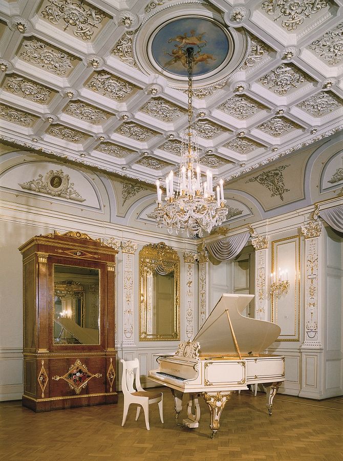Музыкальная гостиная, источник фото: http://www.yusupov-palace.ru/palace